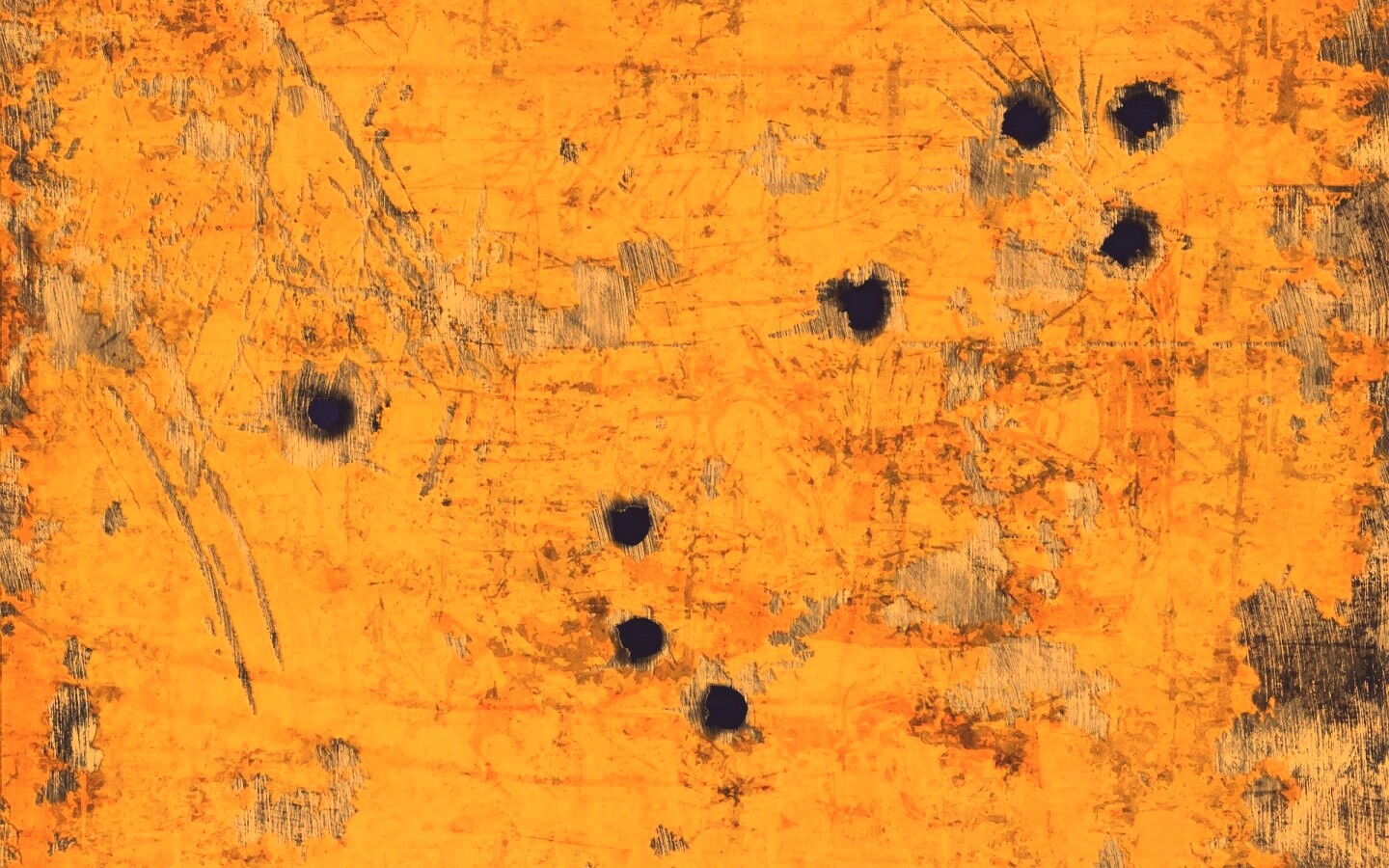 Пулевые отверстия в желтом листе обои