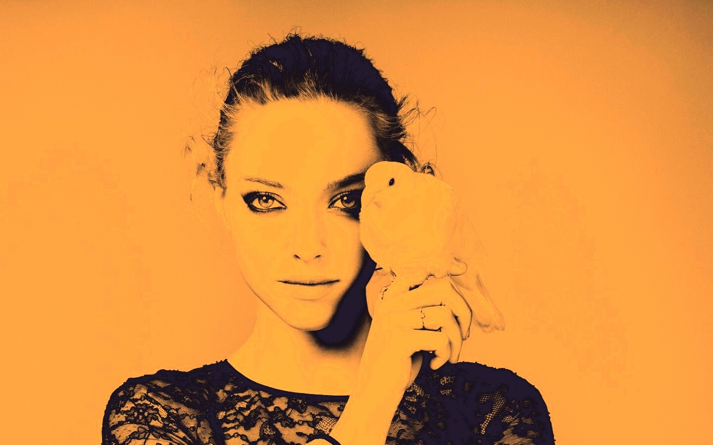 Девушка и попугай обои