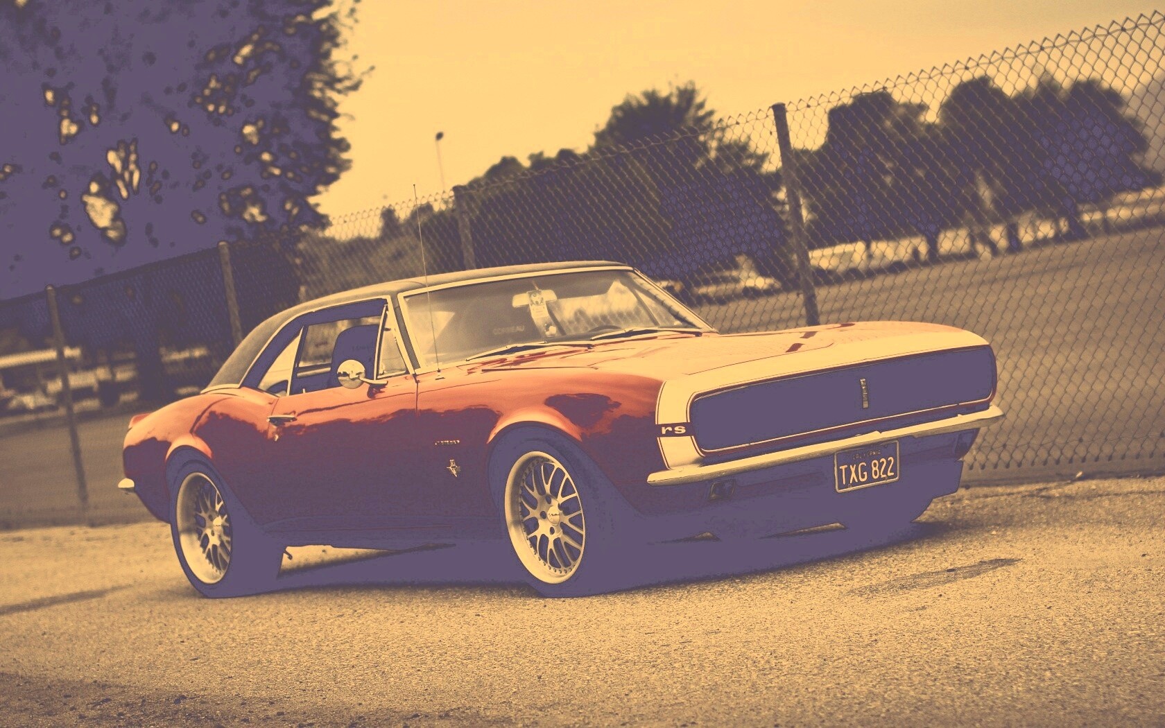 Красный монстор обои