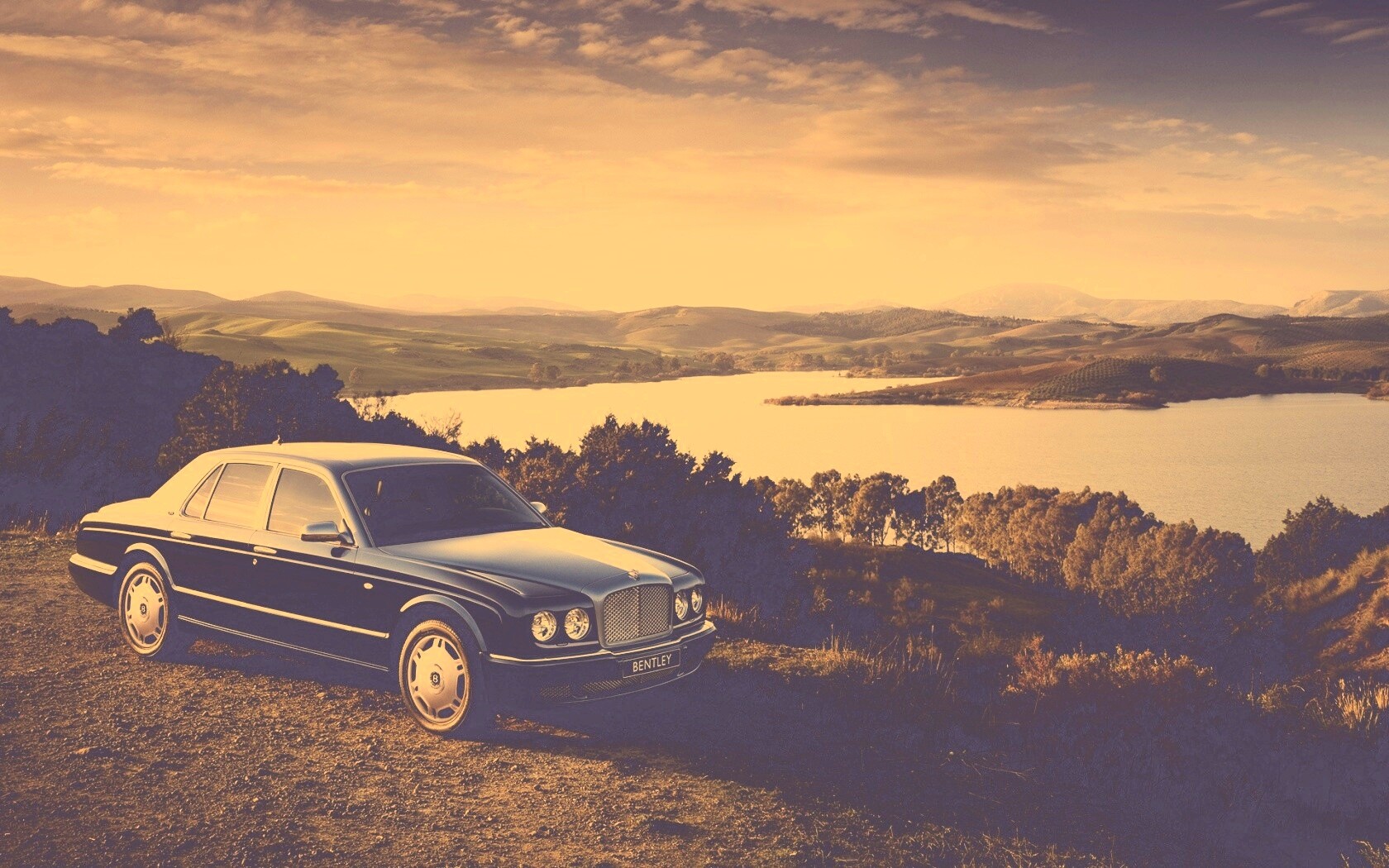 Бентли на природе обои