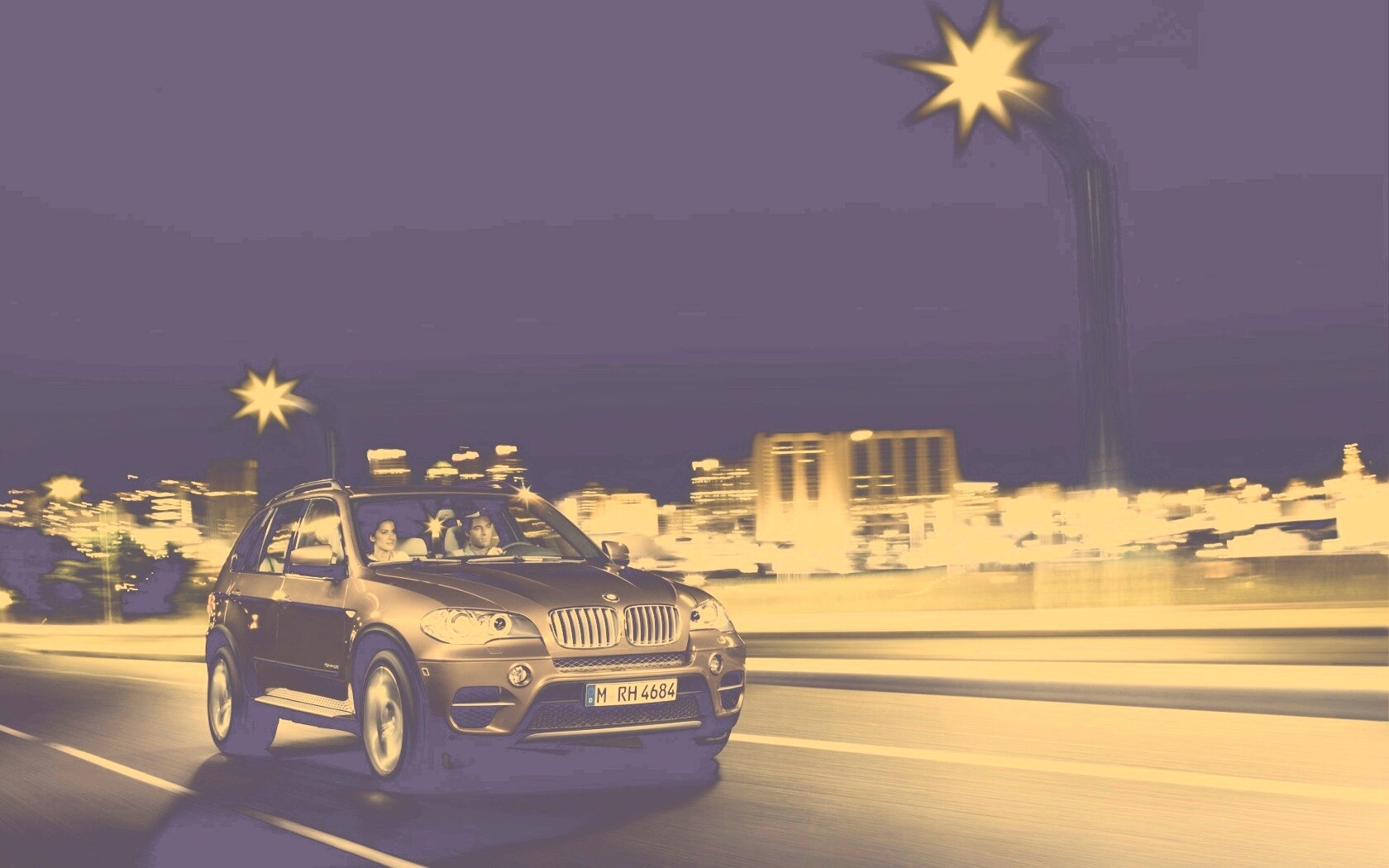 Пара в BMW X5 обои