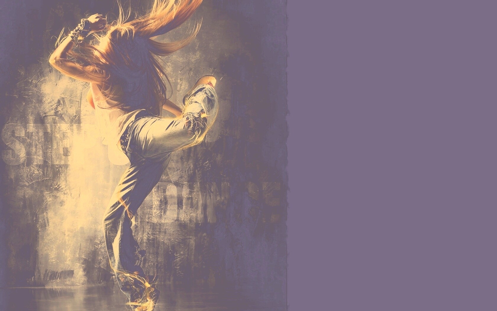 Девушка в диком танце обои