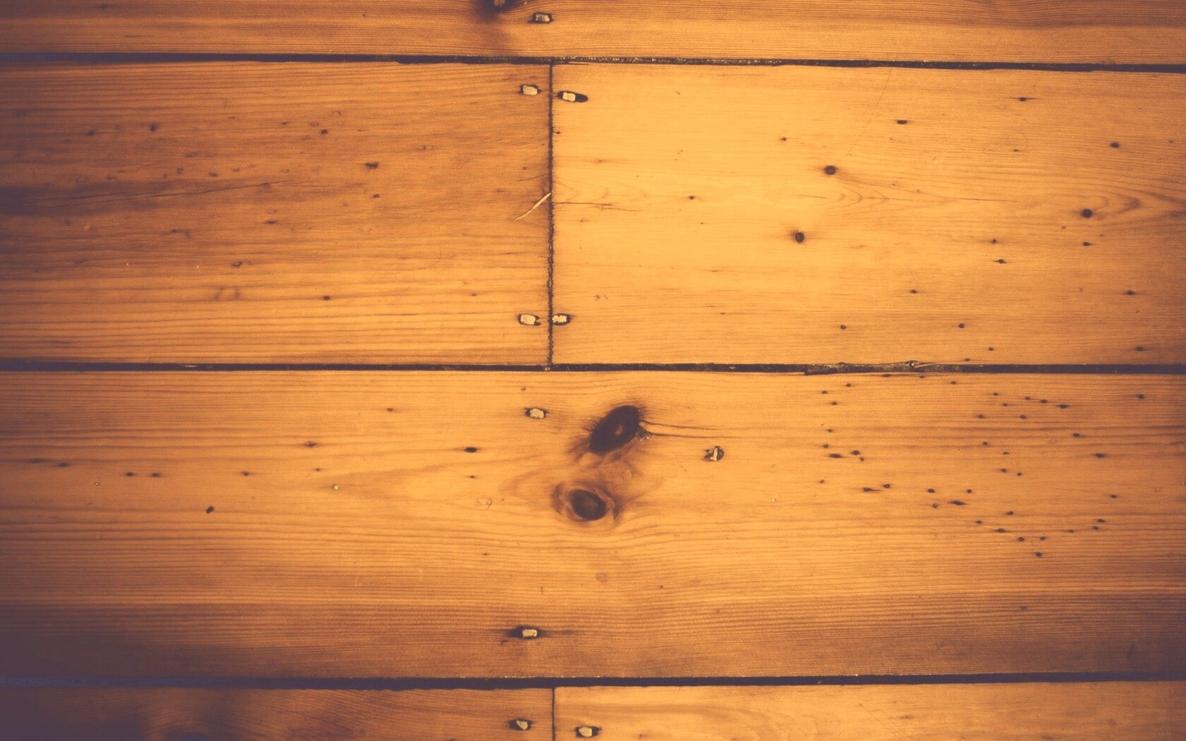 Доски с гвоздями обои