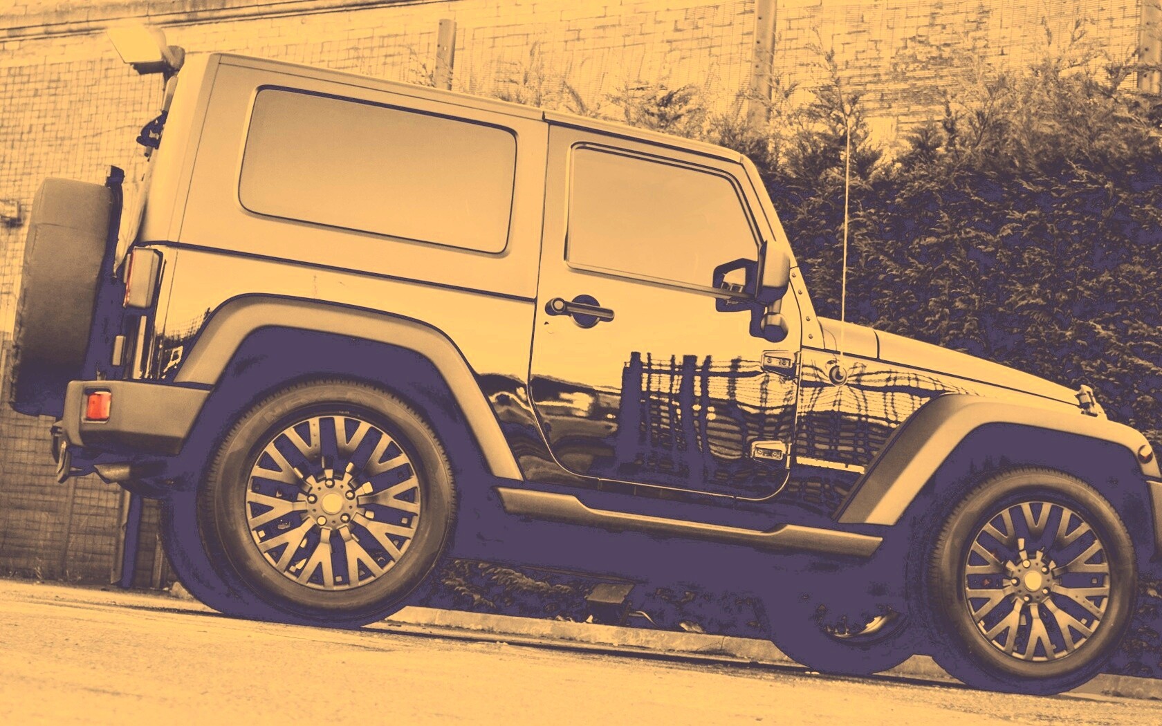 Черный внедорожник обои