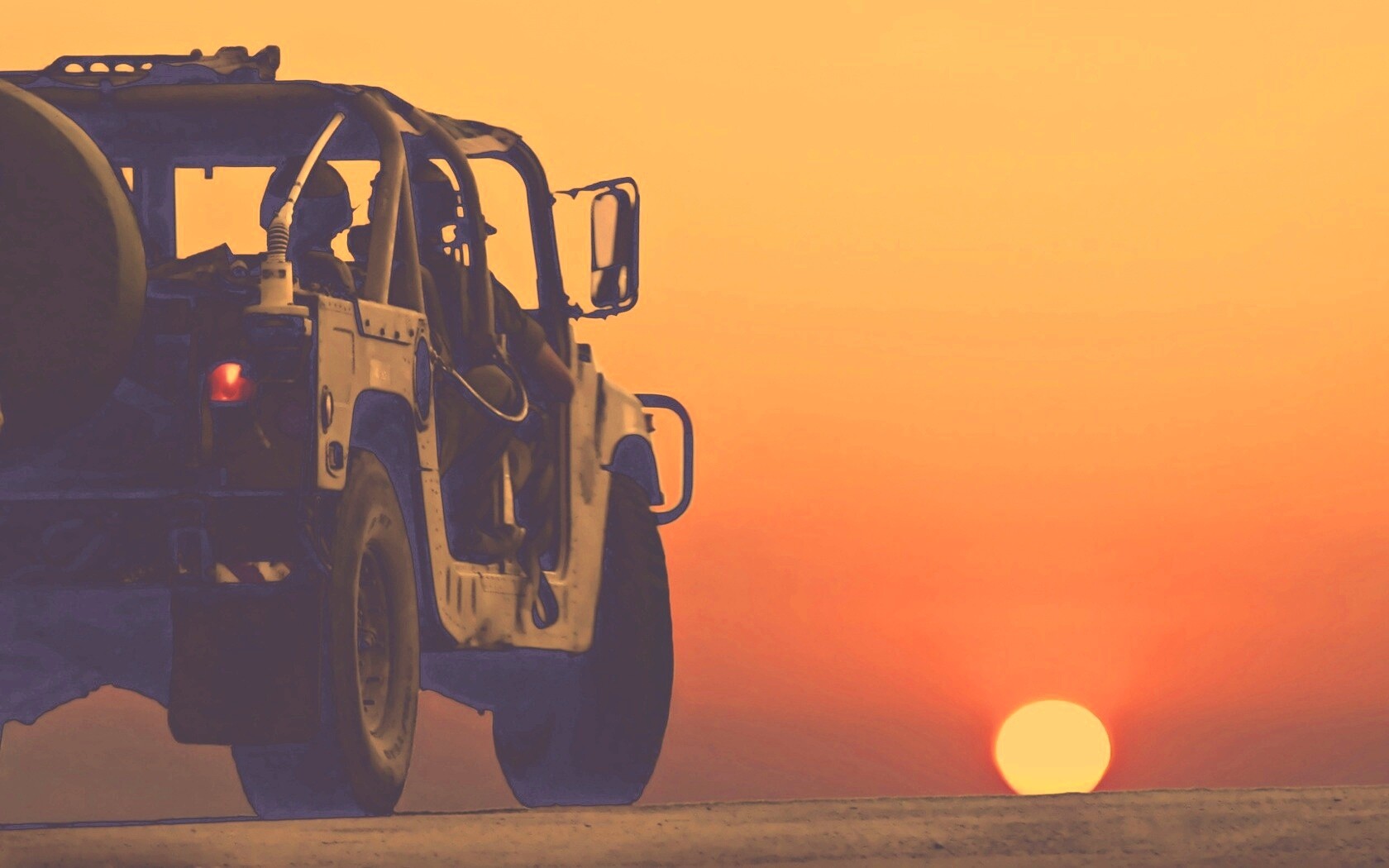 Военный Hammer обои