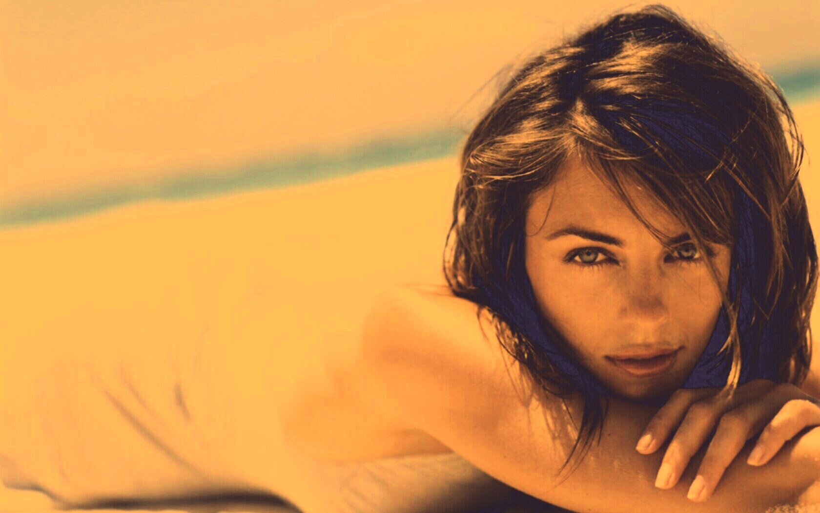 Элизабет Хёрли обои