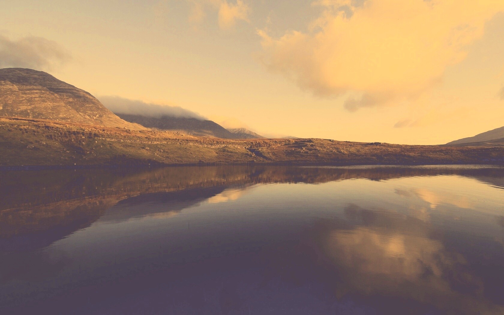 Зеркальное озеро обои