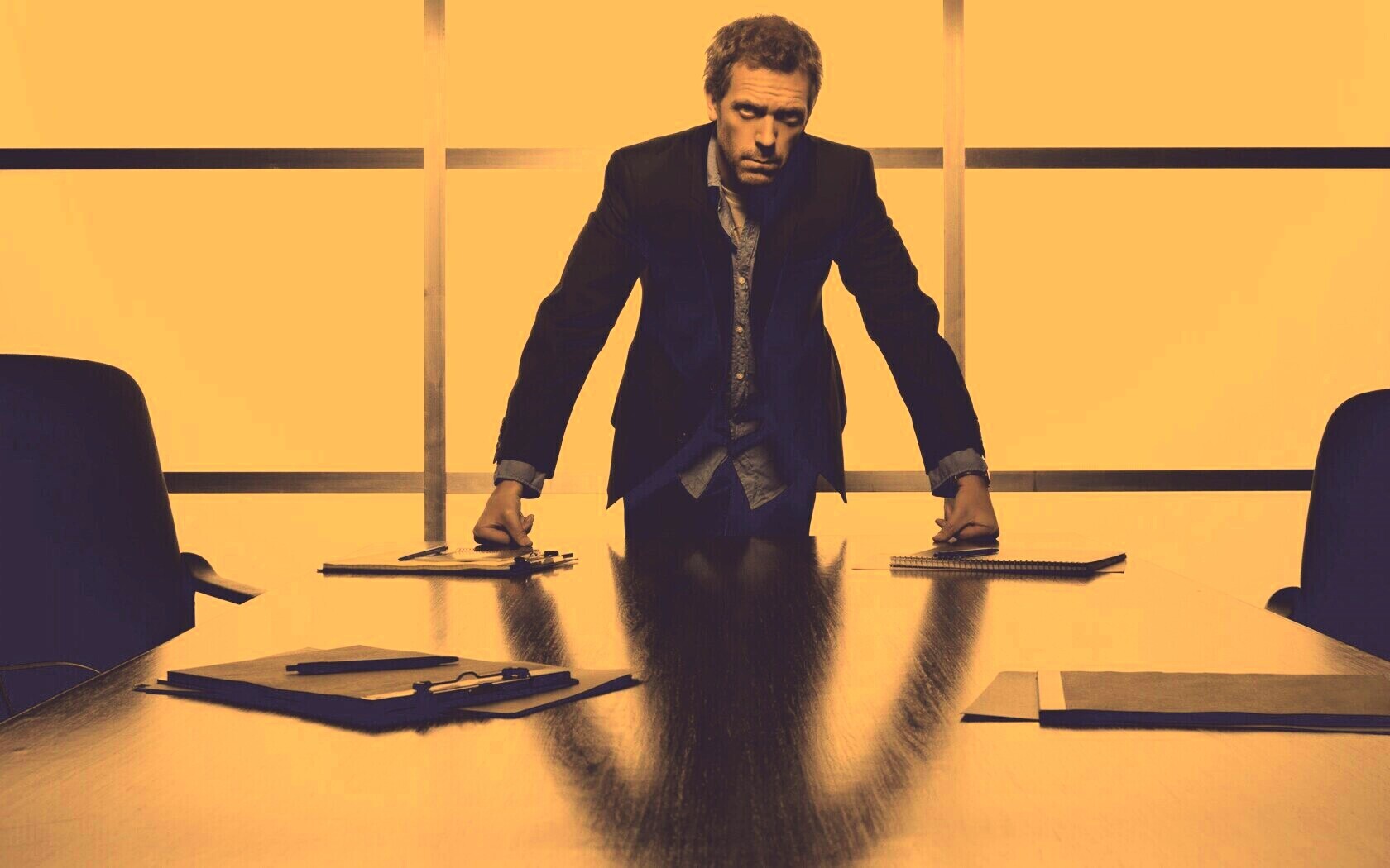 Хью Лори обои