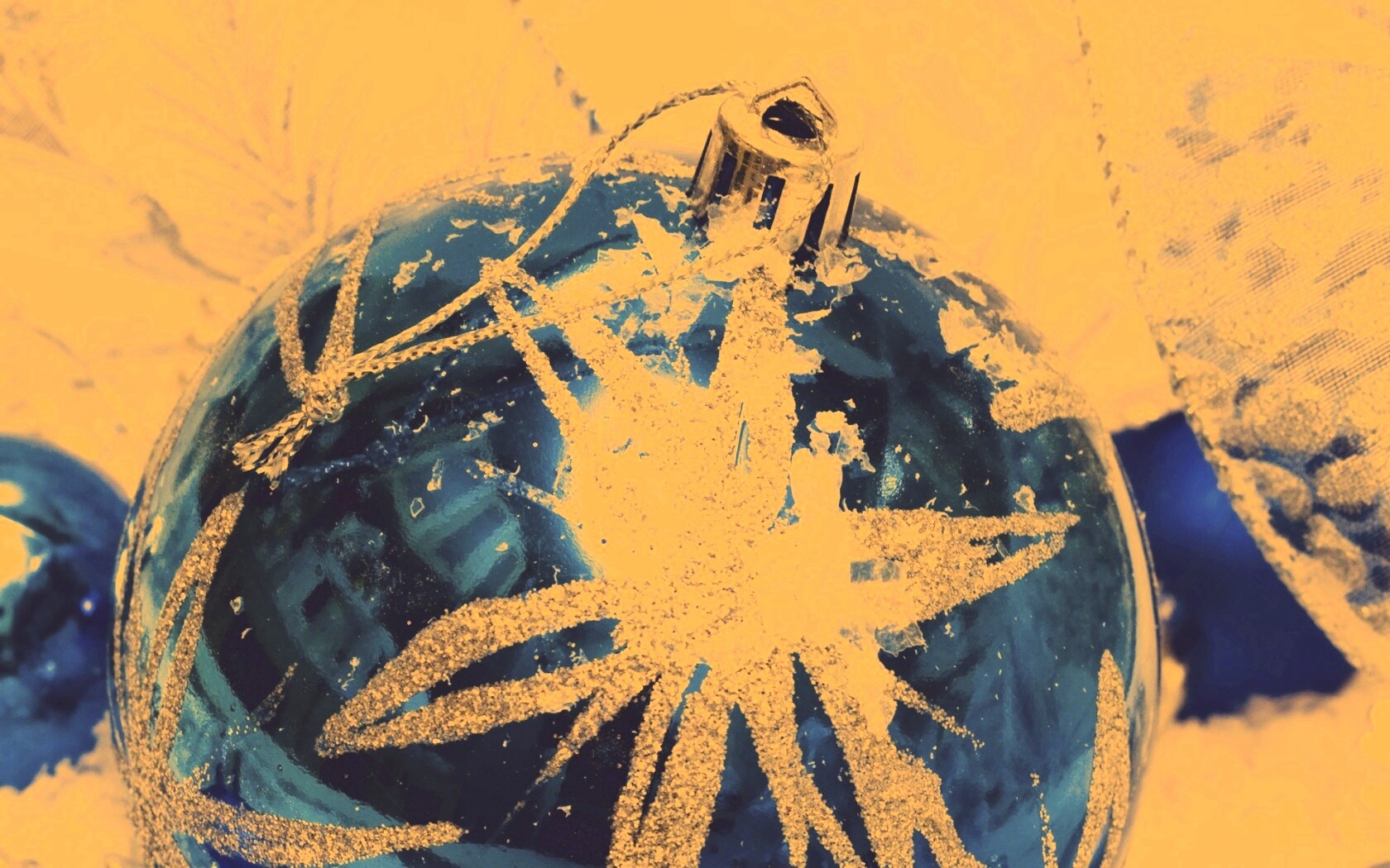 Синий елочный шар обои