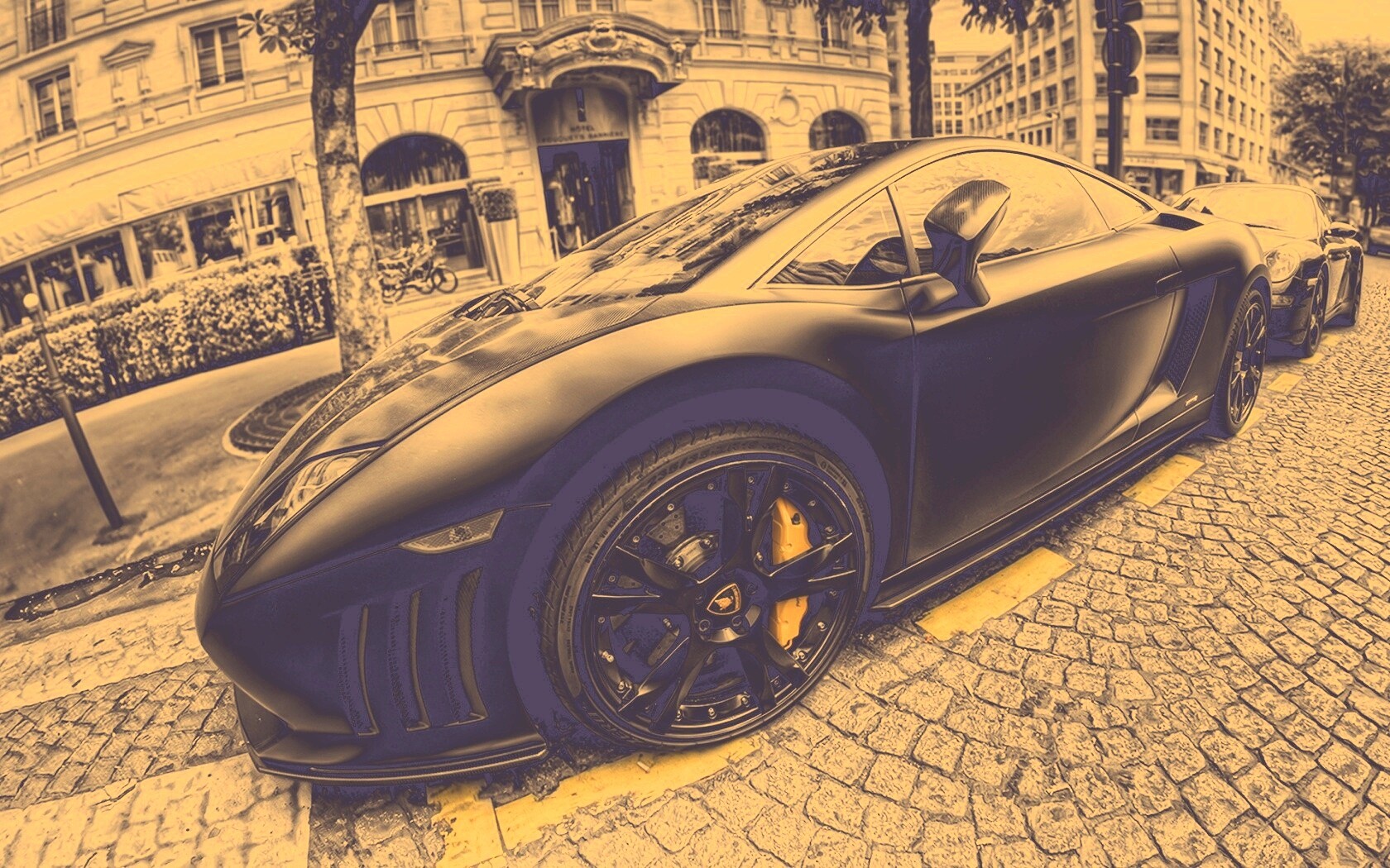 Ламборжини и Порше широкоугольным объективом обои