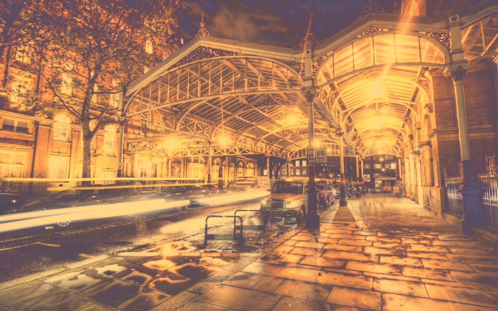 Город под фонарями обои