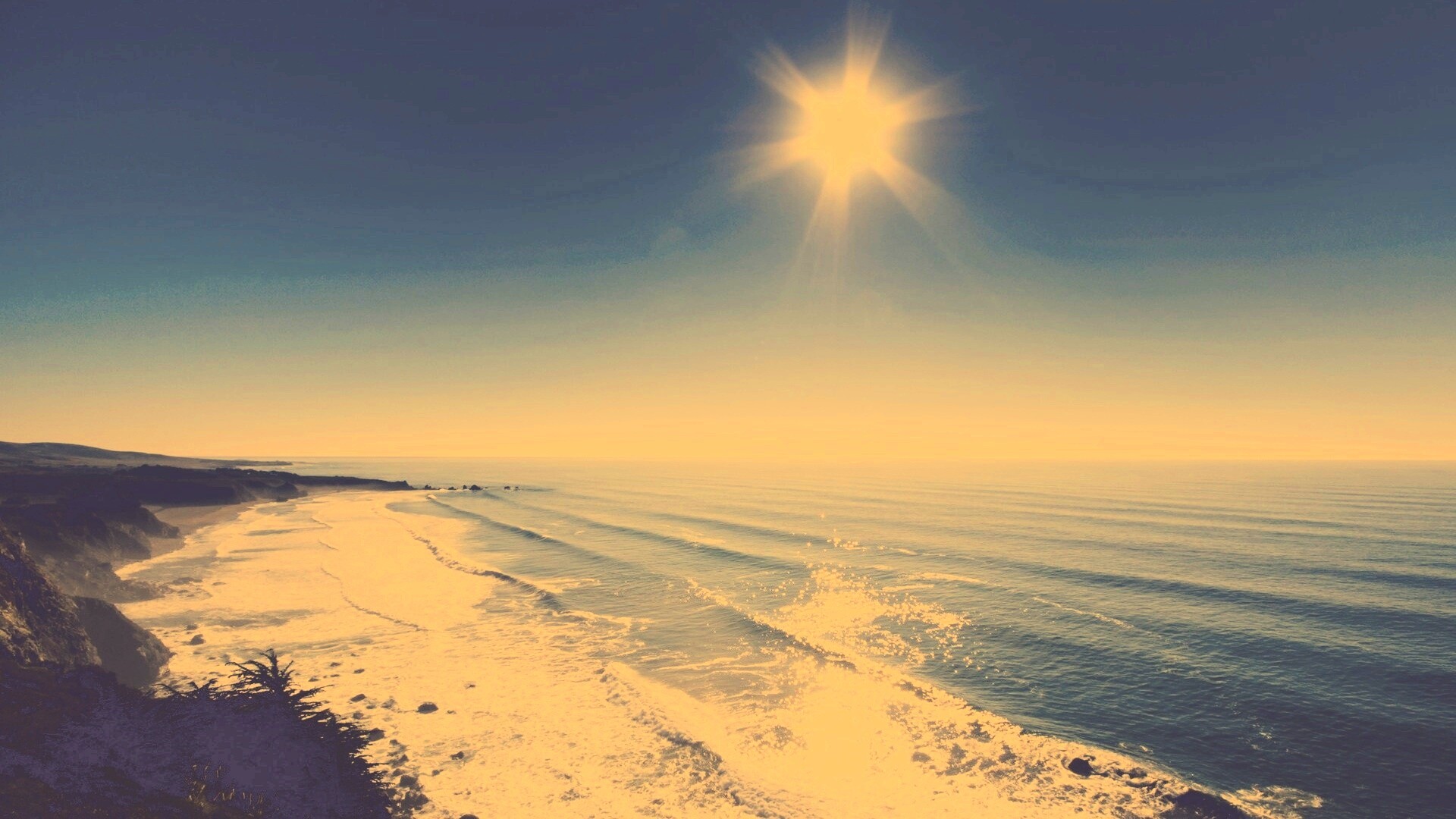 Солнце над морем обои