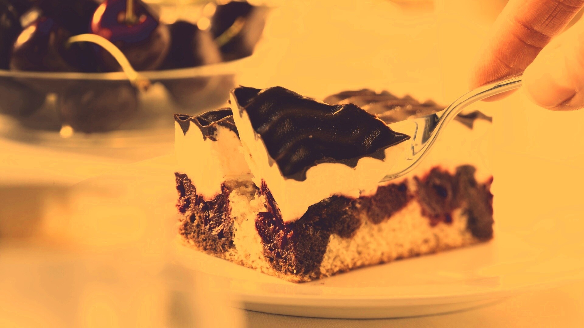 Вишневое пирожное обои