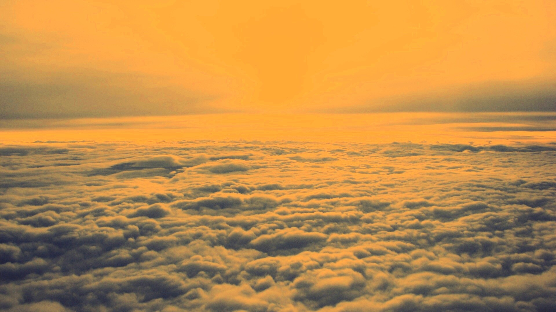 Над облаками обои