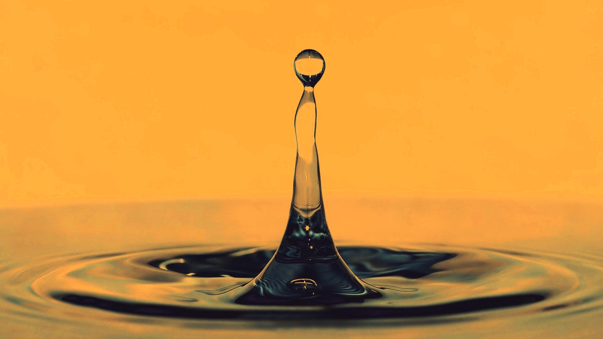 Падение капли обои