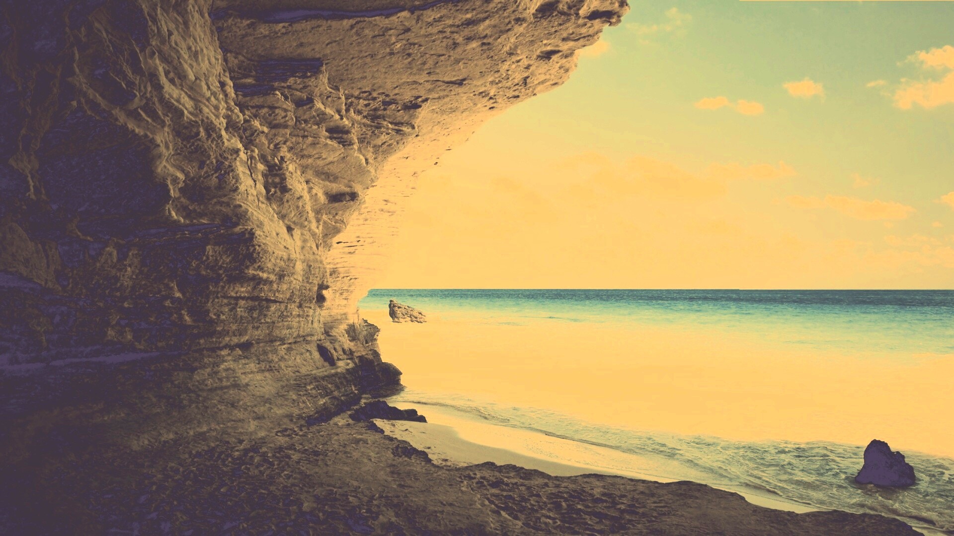 Скальный морской берег обои