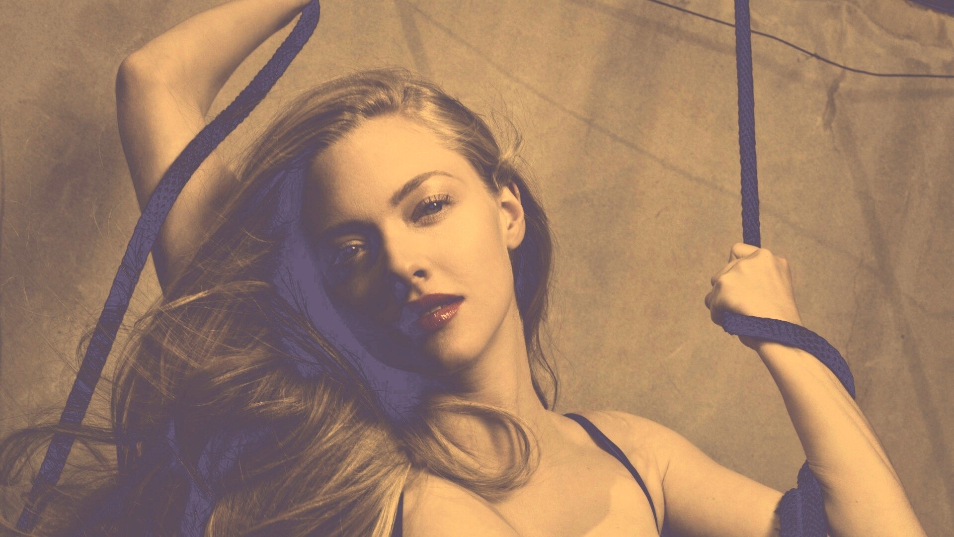 Аманда Сейфрид обои