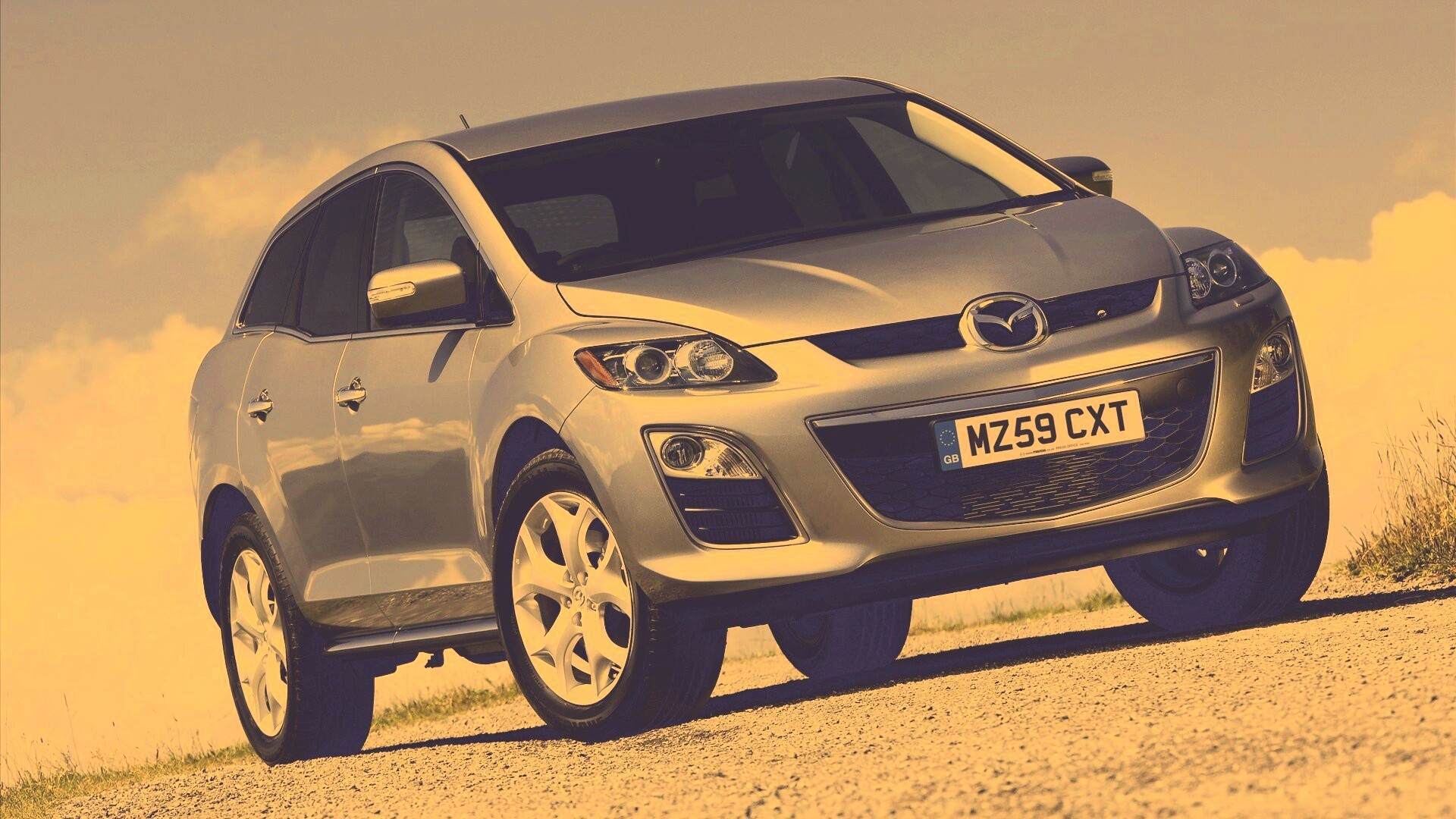 Кроссовер Mazda обои