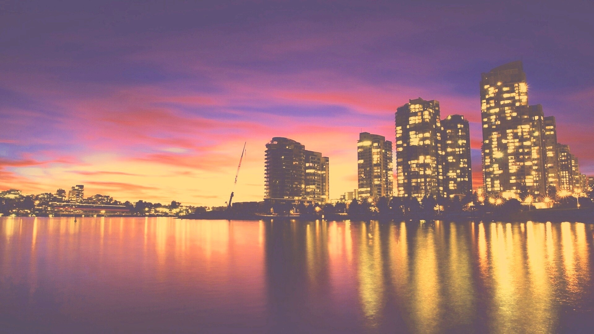 Фиолетовый закат в Ванкувере обои