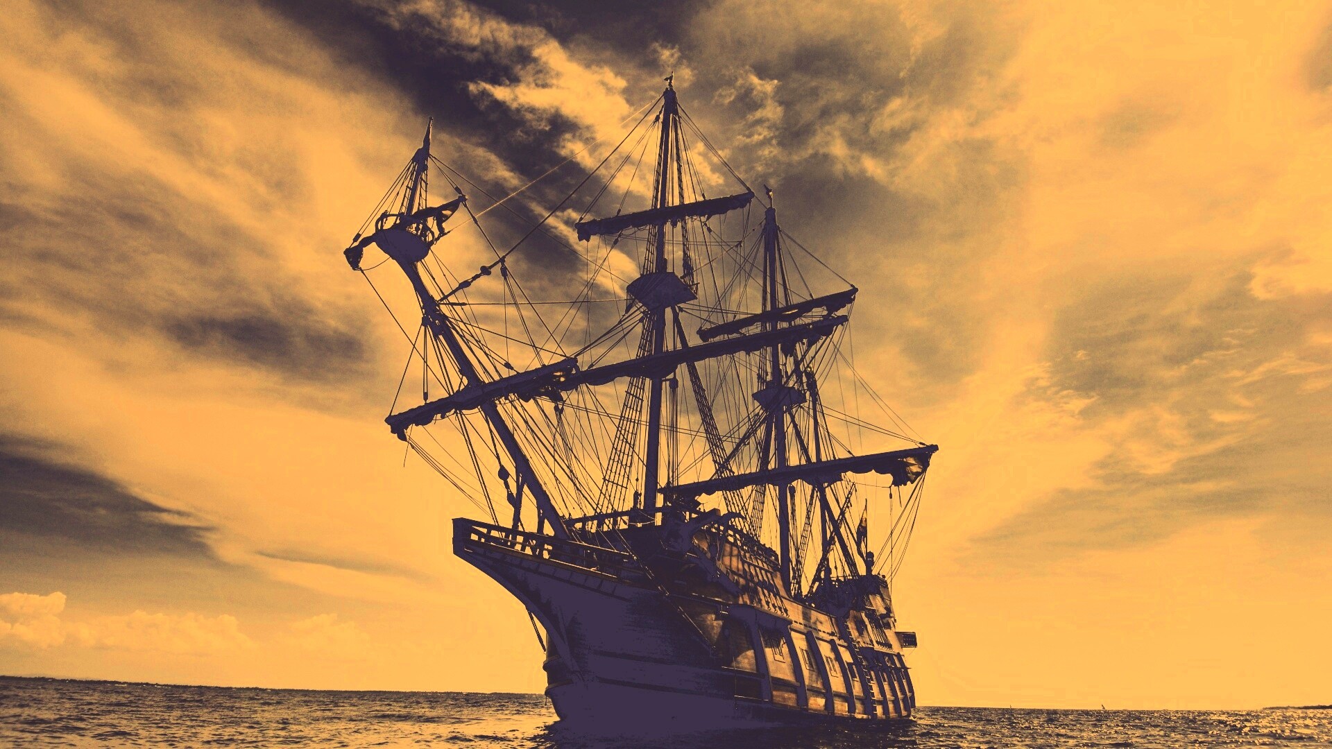 Галеон в море обои
