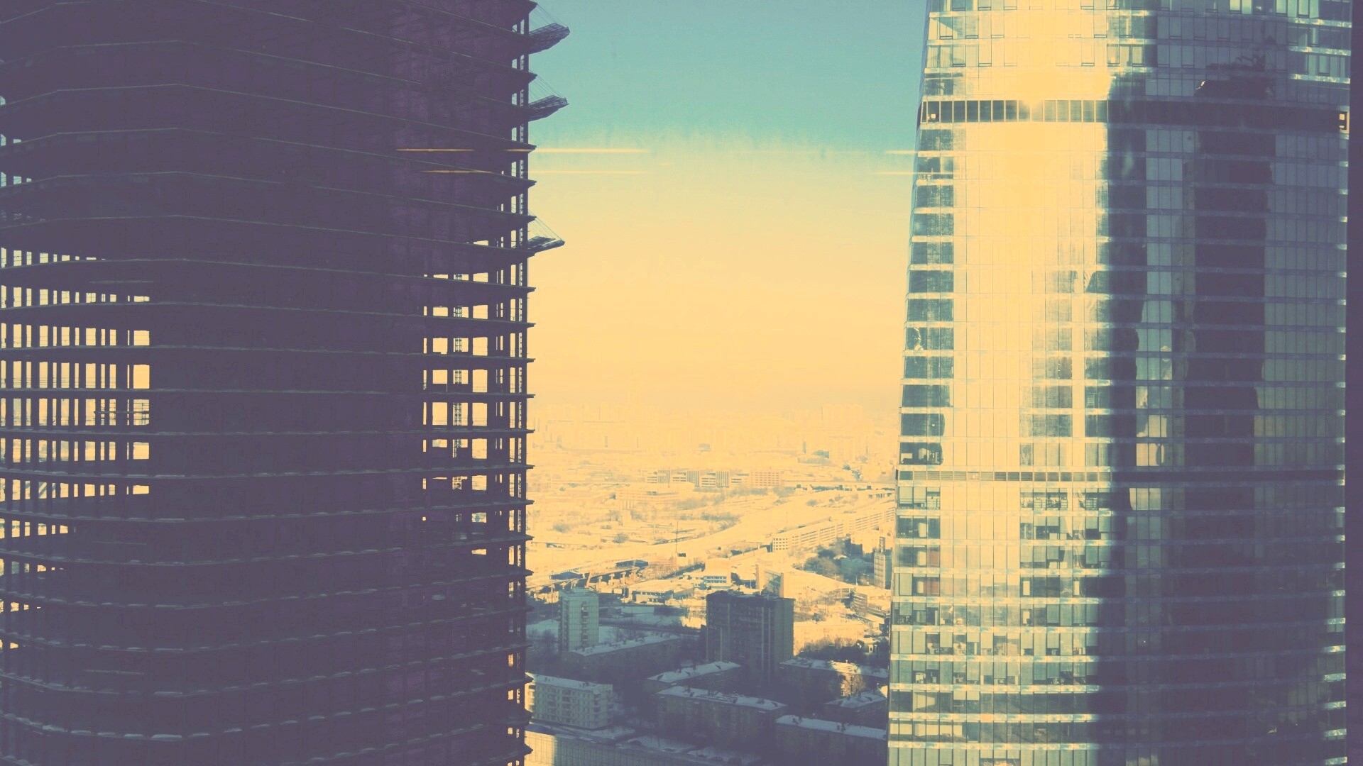 Строительство небоскреба в Москве обои