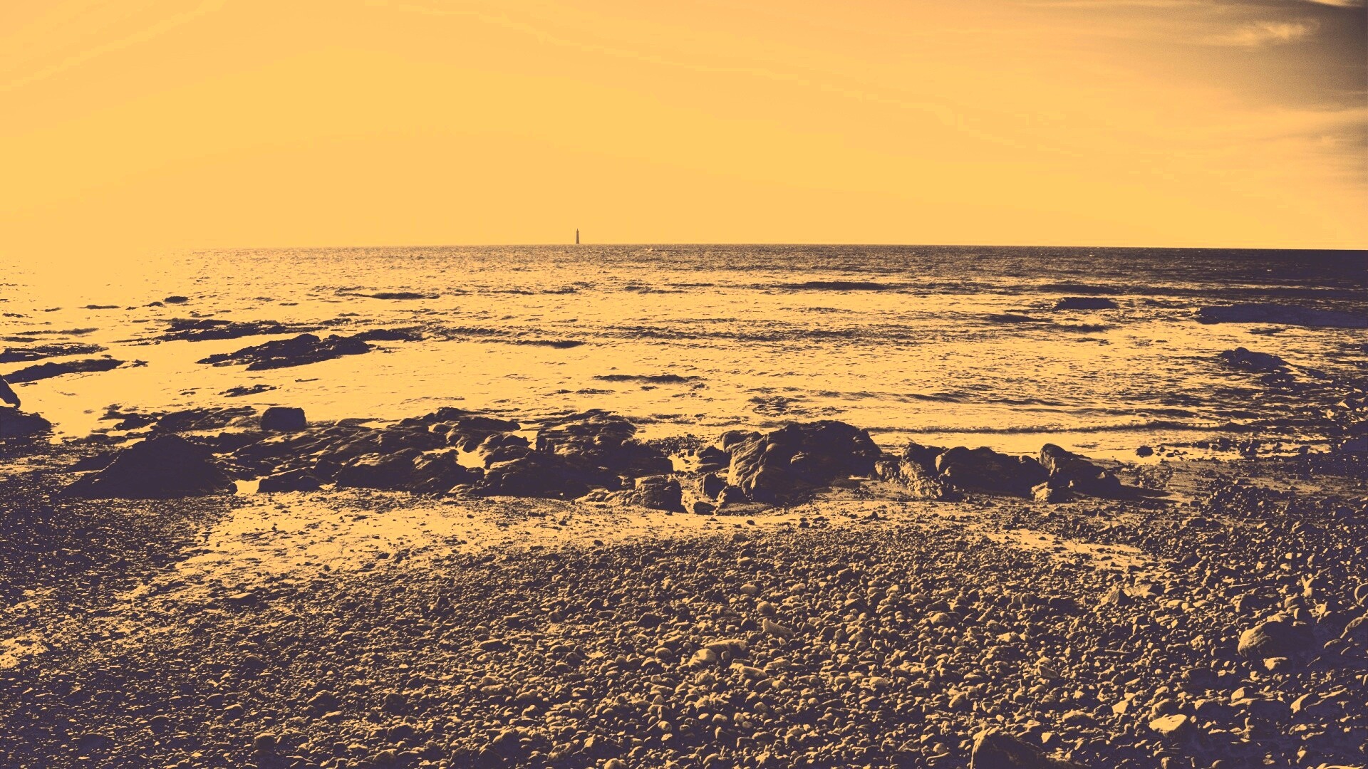 Чёрно-белое фото побережья обои