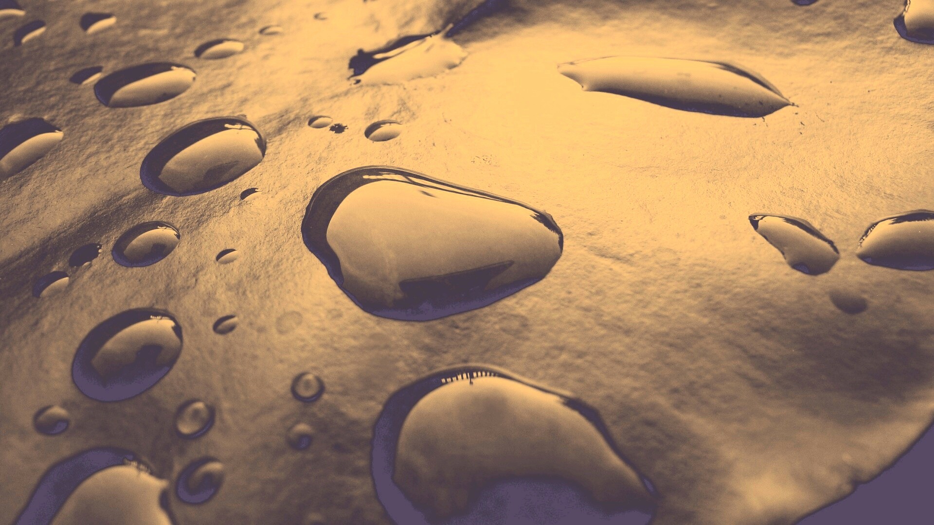 Гигантские капли обои