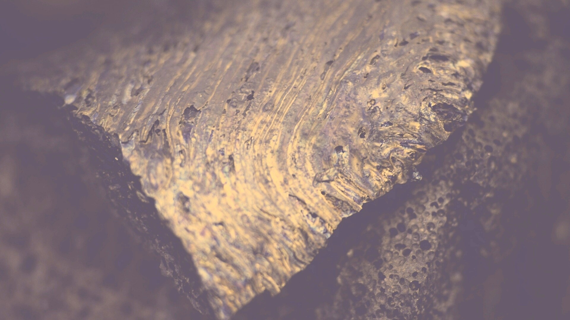 Металл с радужным отливом обои