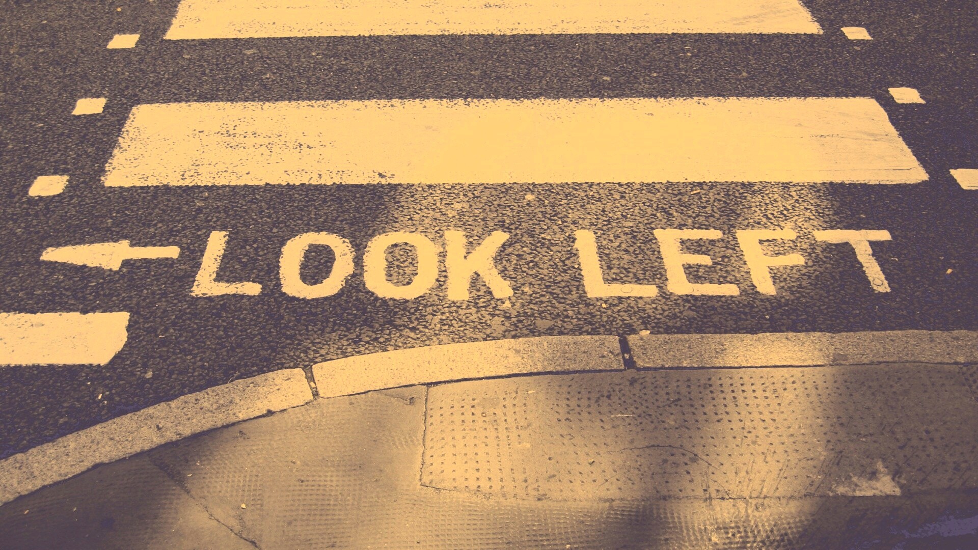 Посмотрите налево обои