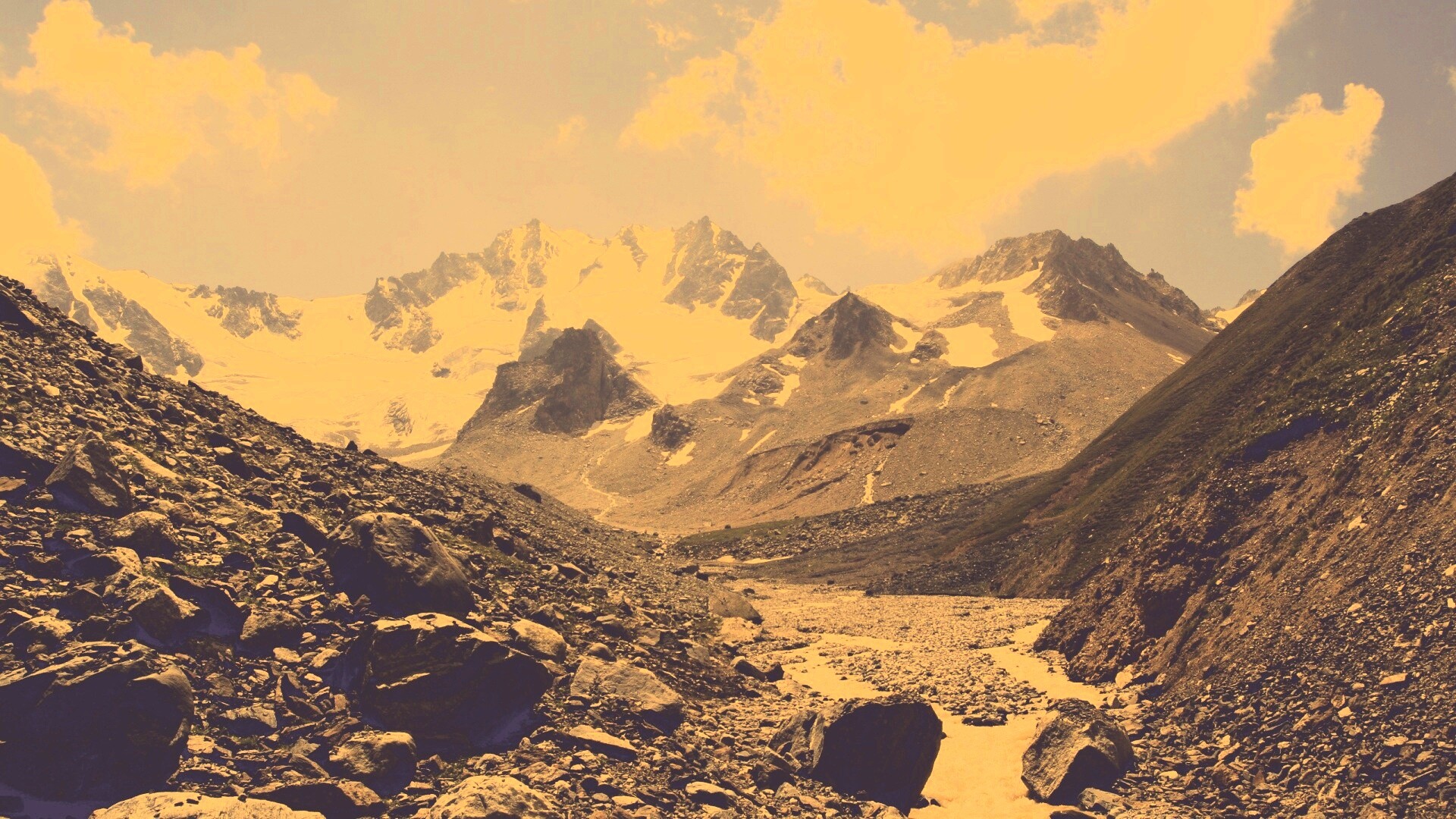 Горный пейзаж обои