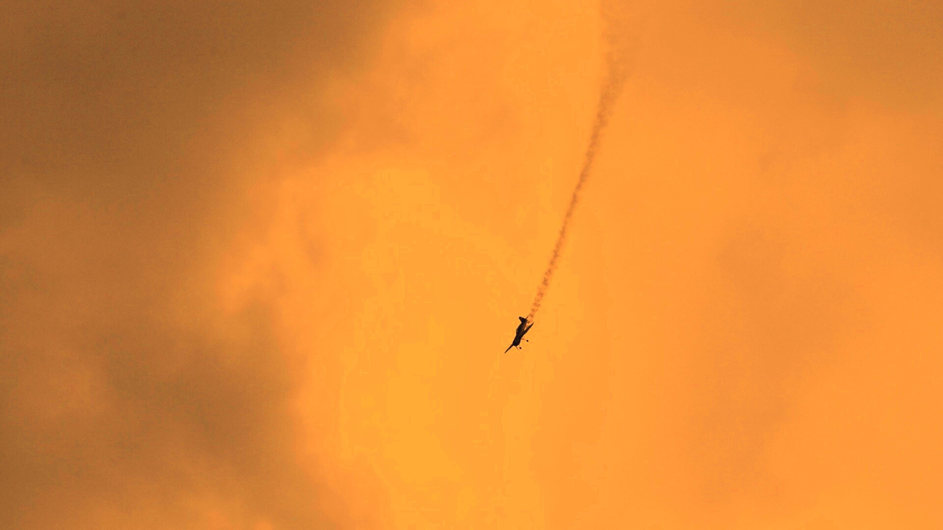 Падающий самолёт обои