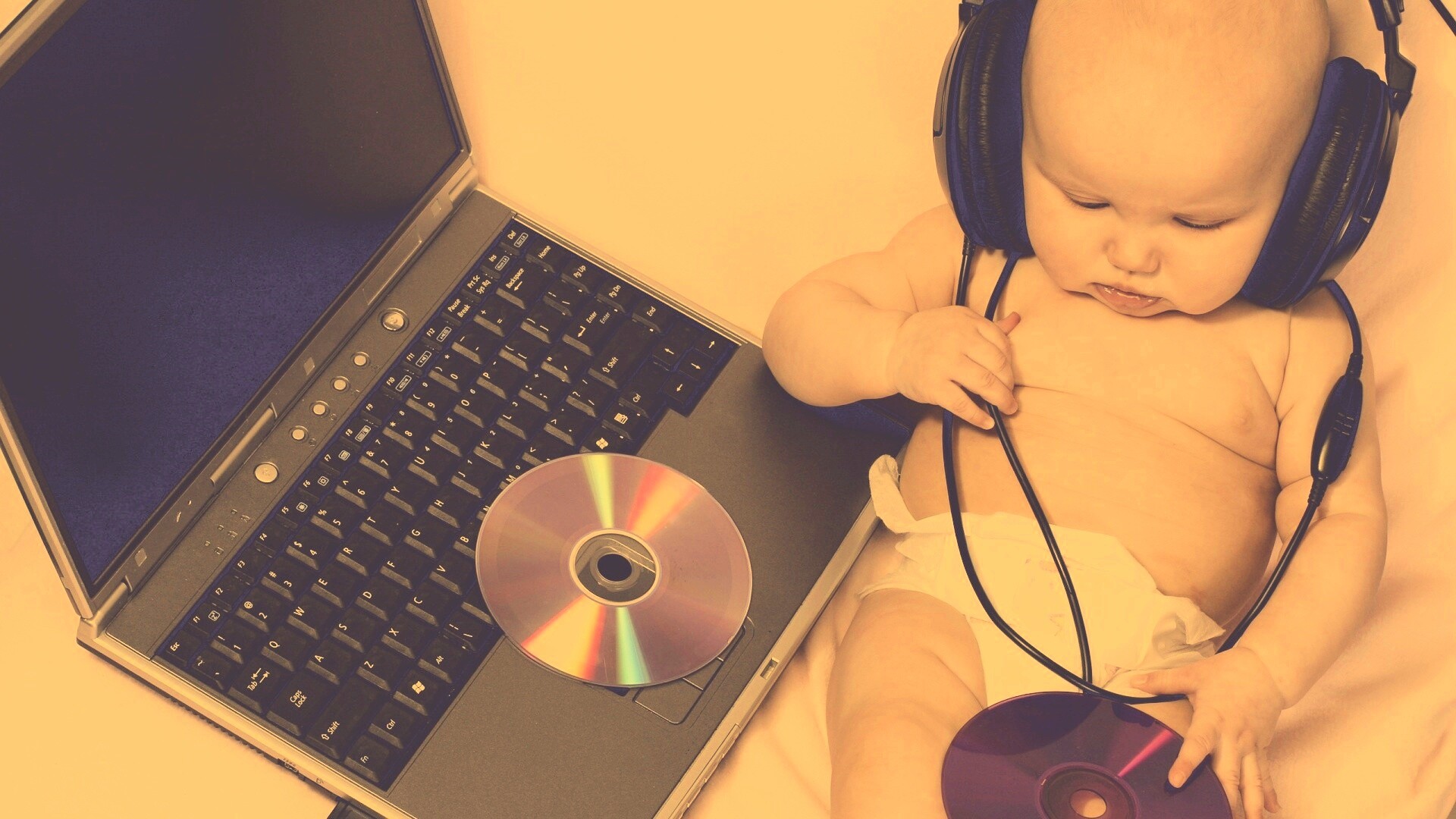 Маленький диск жокей обои