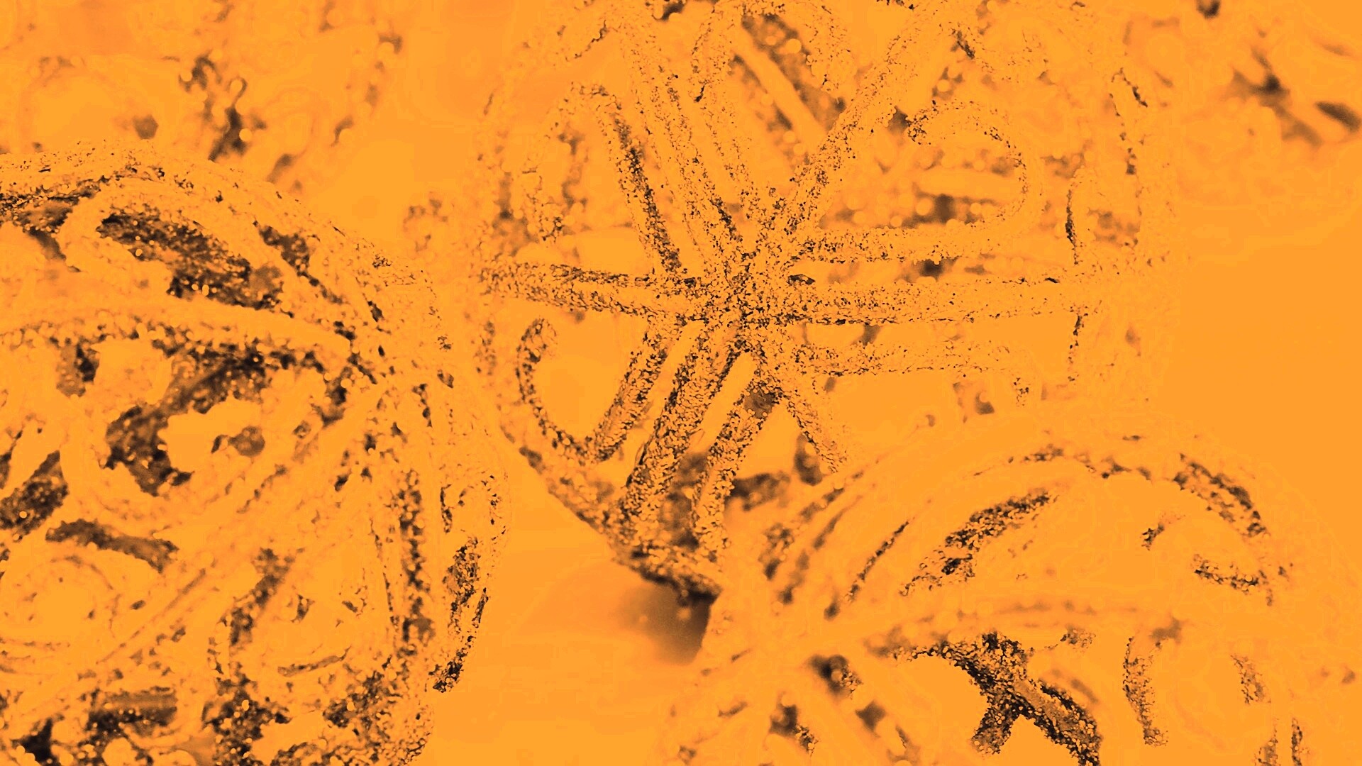 Серебрянные новогодние шары обои