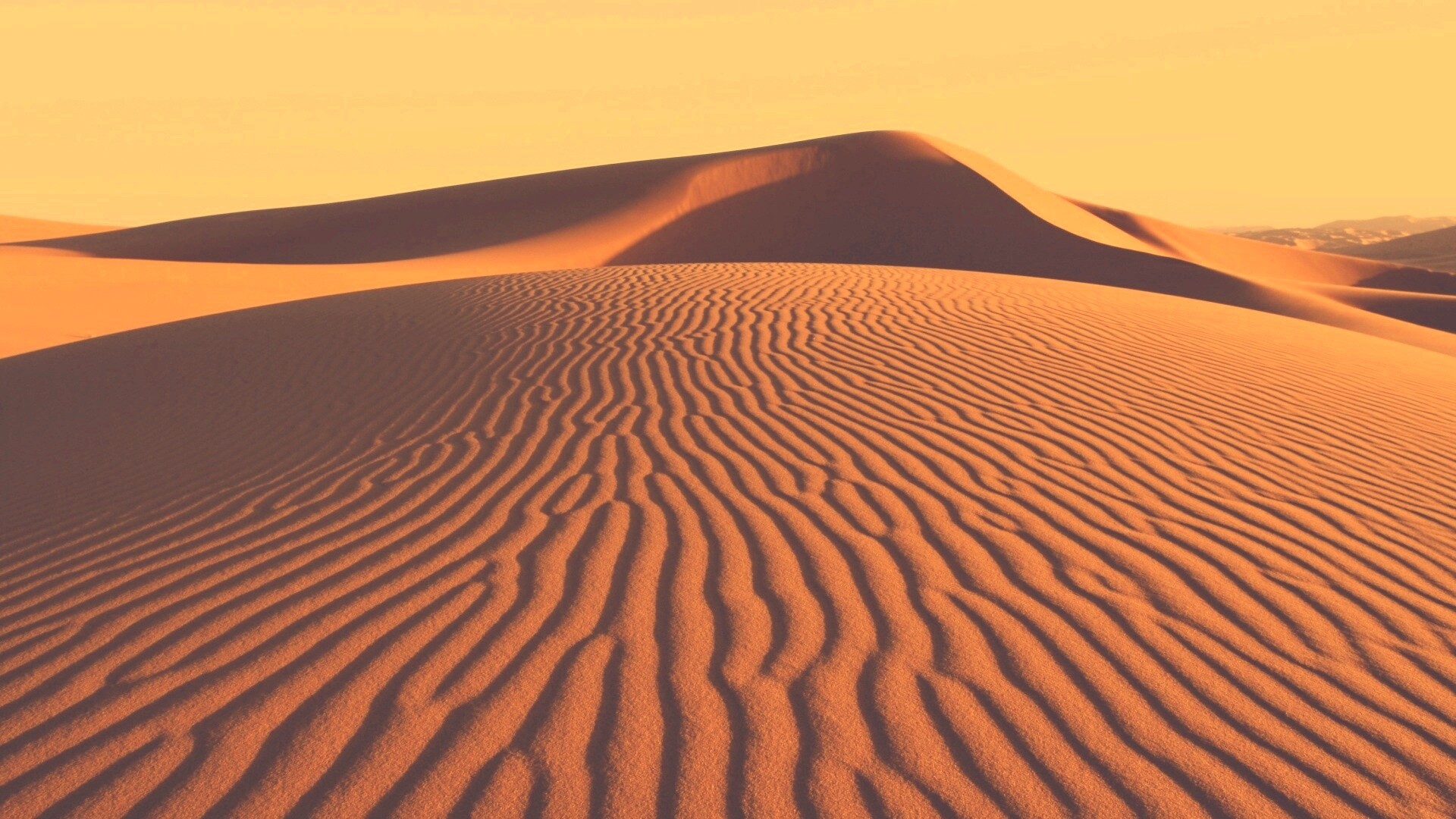 Красные барханы пустыни обои