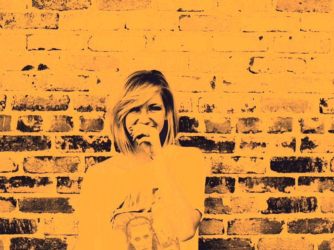 Смеющаяся девушка обои