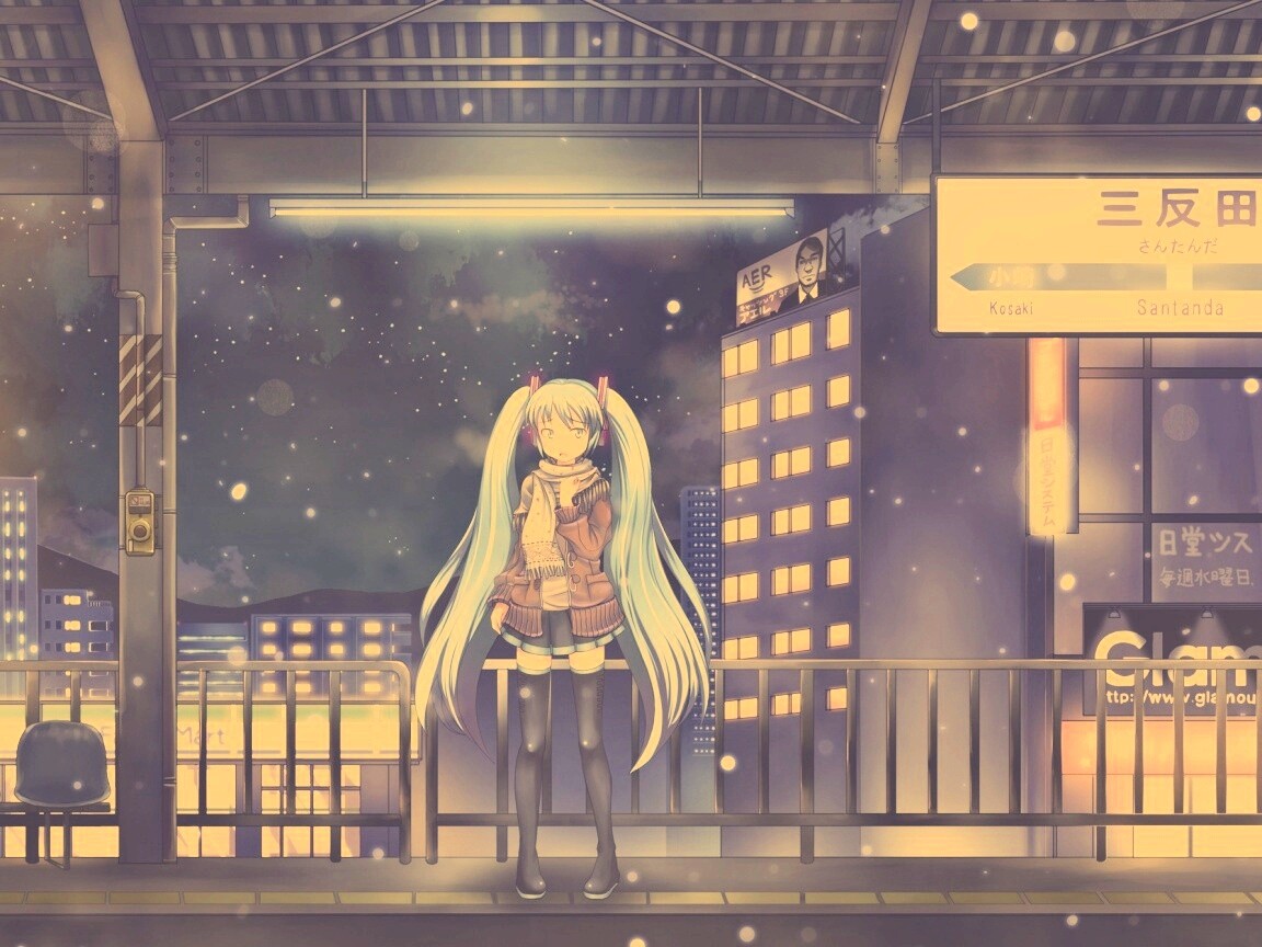 Девочка на остановке обои