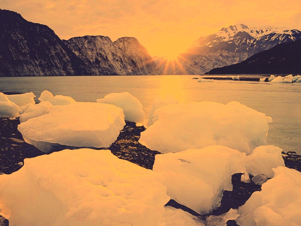 Зимнее горное озеро обои