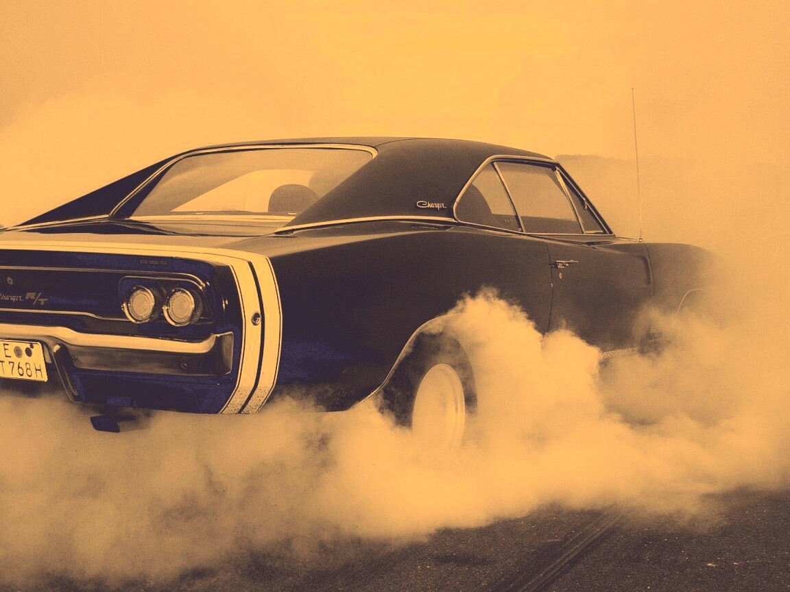Додж Чарджер жжет резину обои