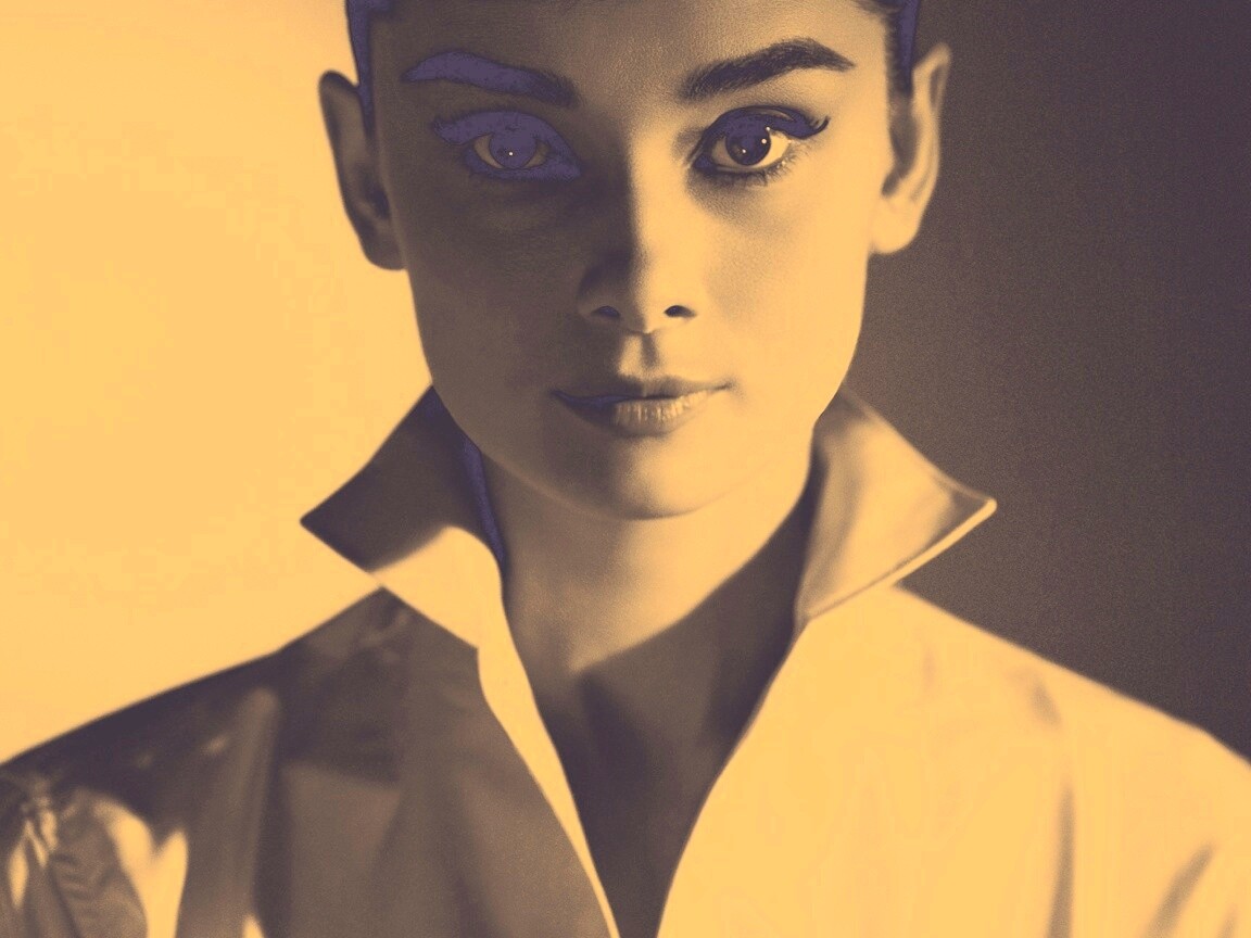 Одри Хепберн в grayscale обои