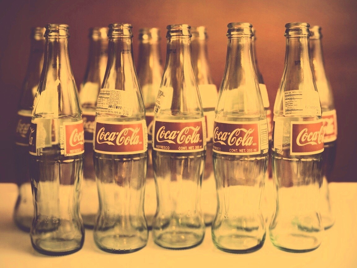 Бутылки Кока Колы обои
