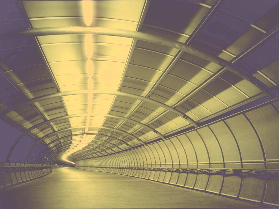 Пешеходный тоннель обои