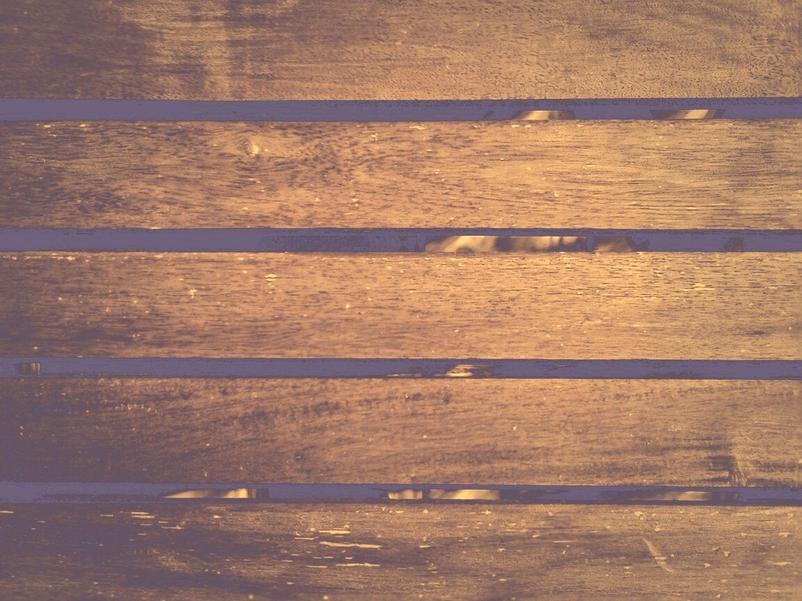 Щели между досок обои