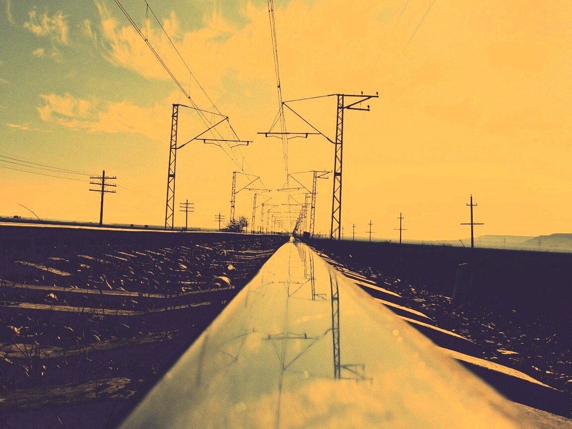 Отражение в рельсе обои