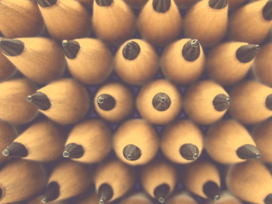 Чёрные карандаши обои