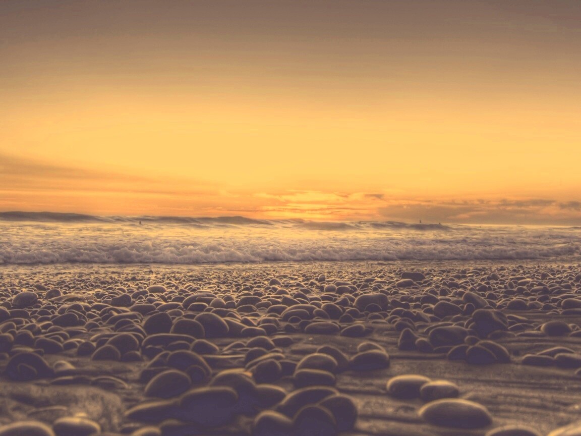 Каменистый пляж обои