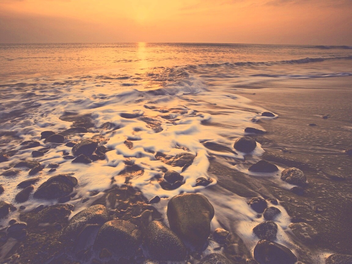 Каменистый берег обои