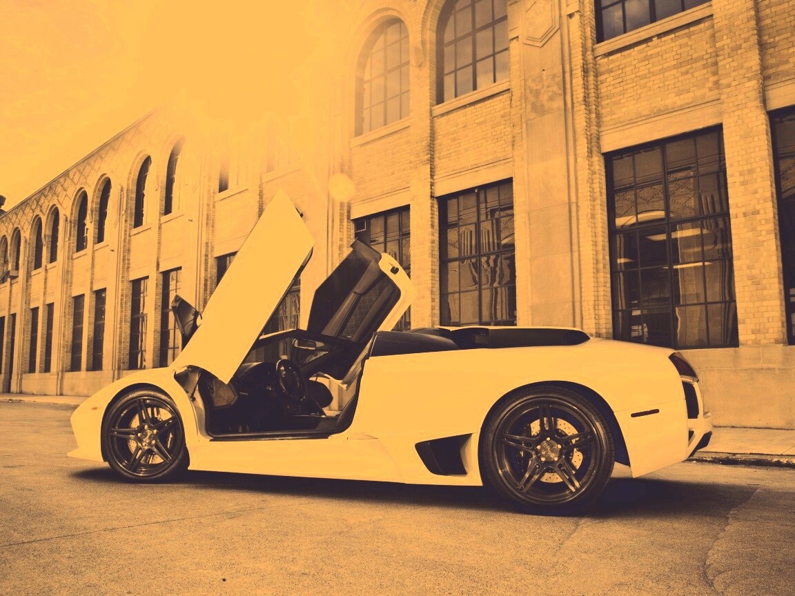 Белая Ламборгини Мурсьелаго обои