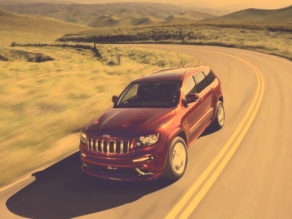 Jeep на дороге обои