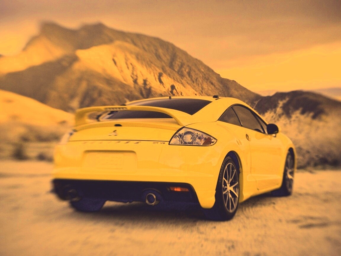 Mitsubishi в горах обои