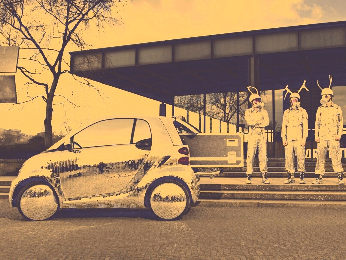 Smart Disco-Ball и 4 оленя обои